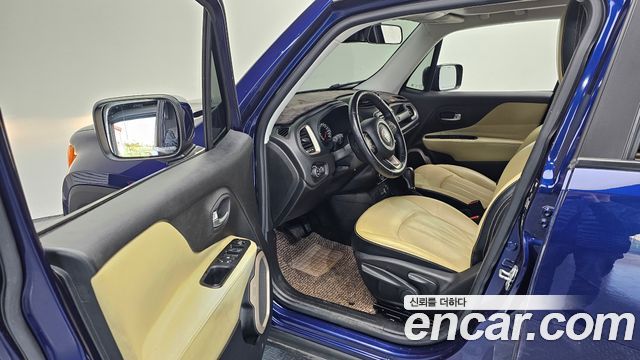 Jeep Renegade 2.4 Longitude 2016 — фото 10