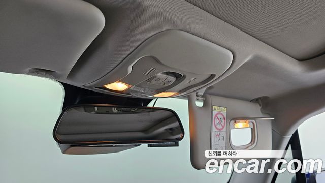 Jeep Renegade 2.4 Longitude 2016 — фото 18