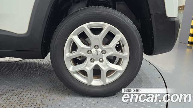 Jeep Renegade 2.0 Diesel Longitude AWD 2016 — фото 5