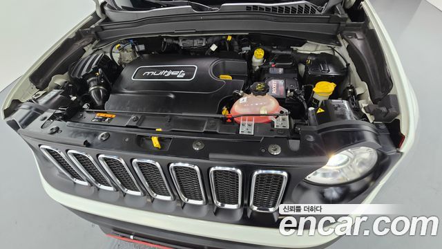 Jeep Renegade 2.0 Diesel Longitude AWD 2016 — фото 6