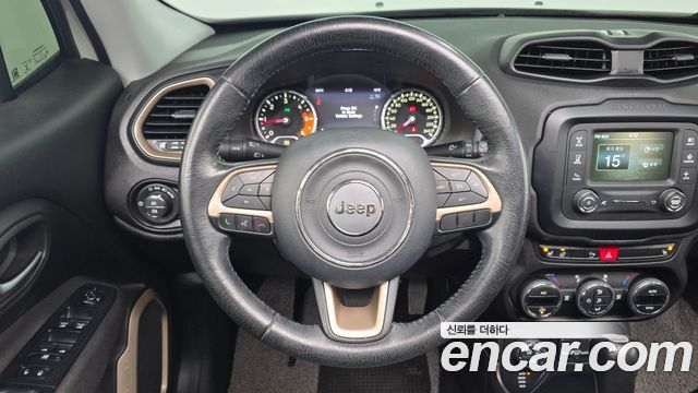 Jeep Renegade 2.0 Diesel Longitude AWD 2016 — фото 13