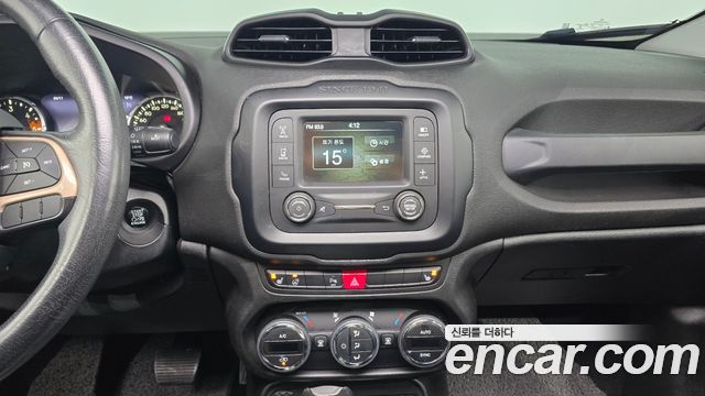 Jeep Renegade 2.0 Diesel Longitude AWD 2016 — фото 14