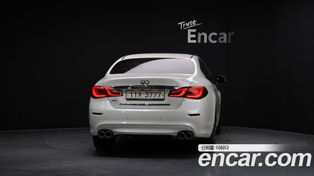 Infiniti Q70 3.7 AWD 2019 — фото 4