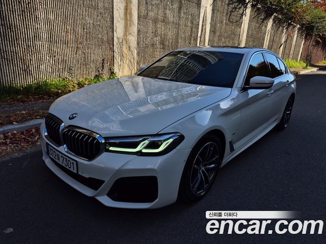 BMW 5 Series (G30) 520i M Sport 2022 — фото 2