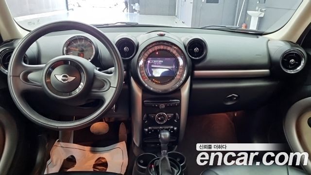 MINI Cooper D Countryman SE 1st 2015 — фото 9