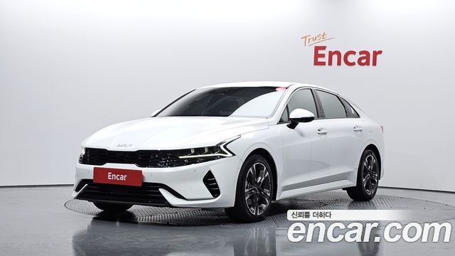 Kia K5 Hybrid (III) Signature 2023 — фото 1