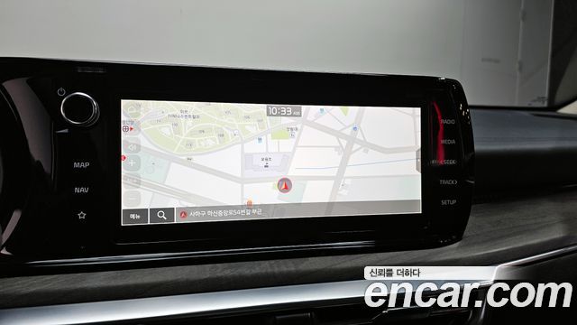 Kia K5 Hybrid (III) Signature 2023 — фото 14