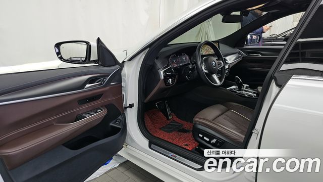 BMW 6 Series GT (G32) 620d xDrive M Sport 2023 — фото 10