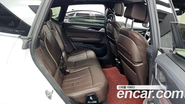 BMW 6 Series GT (G32) 620d xDrive M Sport 2023 — фото 12