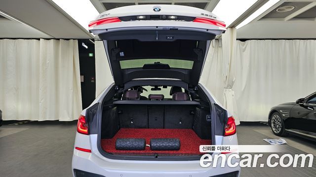 BMW 6 Series GT (G32) 620d xDrive M Sport 2023 — фото 20