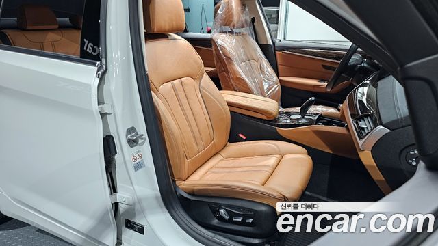 BMW 5 Series (G30) 520i Luxury 2021 — фото 10