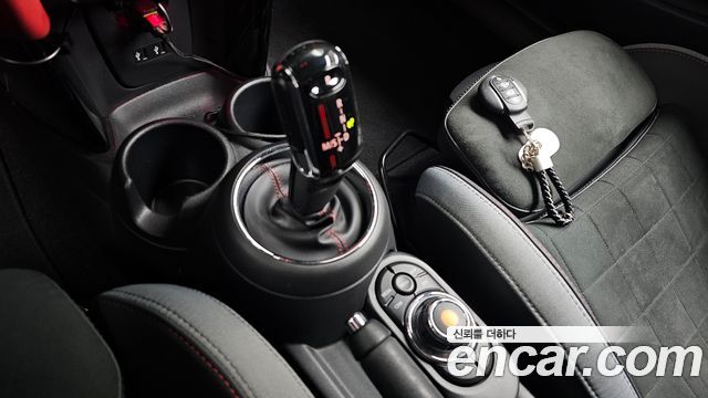 MINI Cooper S JCW 3rd Generation 2020 — фото 9