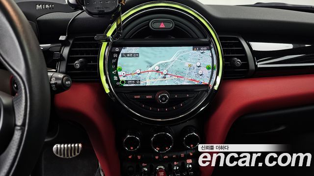MINI Cooper S JCW 3rd Generation 2020 — фото 15