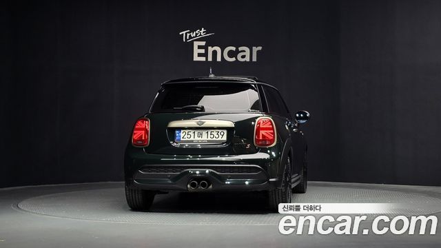 MINI Cooper S 3Door Resolute Edition 3rd Gen 2023 — фото 4