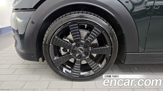 MINI Cooper S 3Door Resolute Edition 3rd Gen 2023 — фото 5