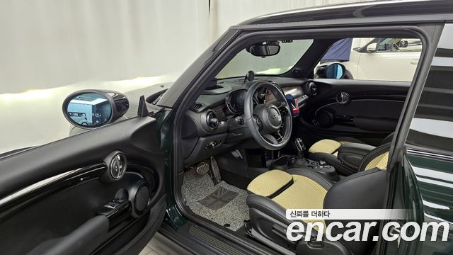 MINI Cooper S 3Door Resolute Edition 3rd Gen 2023 — фото 10