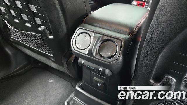 Jeep Wrangler (JL) 2.0 Rubicon 4Door Limited Edition Reign 2023 — фото 19