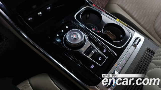 Kia Carnival (IV) Diesel 9-Seater Hi-Limousine Signature 2023 — фото 9
