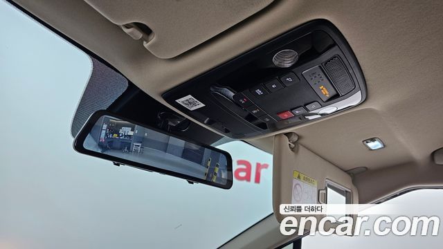 Kia Carnival (IV) Diesel 9-Seater Hi-Limousine Signature 2023 — фото 18