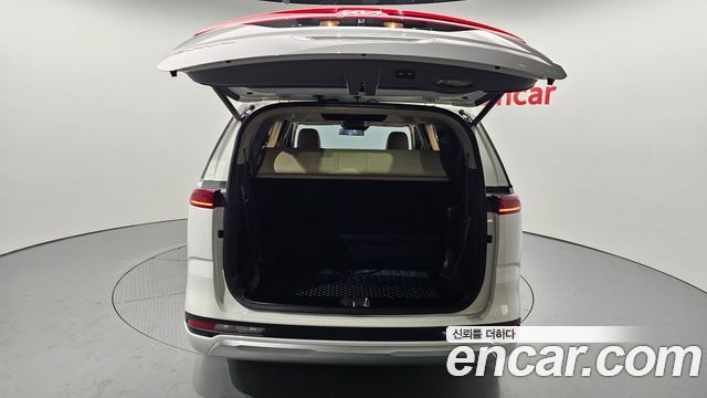 Kia Carnival (IV) Diesel 9-Seater Hi-Limousine Signature 2023 — фото 20