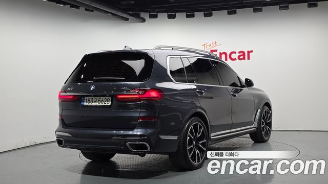 BMW X7 (G07) xDrive 40i M Sport 6STR 2022 — фото 2