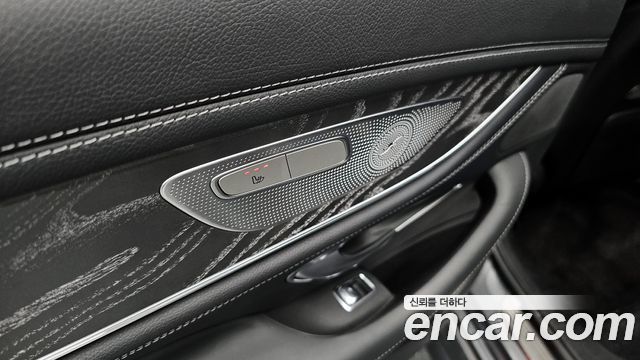 Mercedes-Benz CLS-Class (C257) CLS450 4MATIC AMG Line 2020 — фото 17