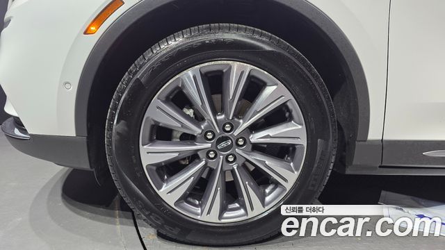 Lincoln Corsair 2.0 Reserve AWD 2022 — фото 5