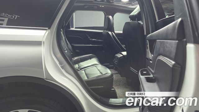 Lincoln Corsair 2.0 Reserve AWD 2022 — фото 12