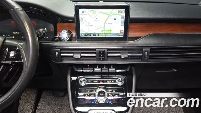 Lincoln Corsair 2.0 Reserve AWD 2022 — фото 14