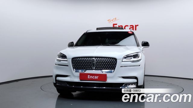 Lincoln Aviator (II) 3.0 Reserve  AWD 2020 — фото 3