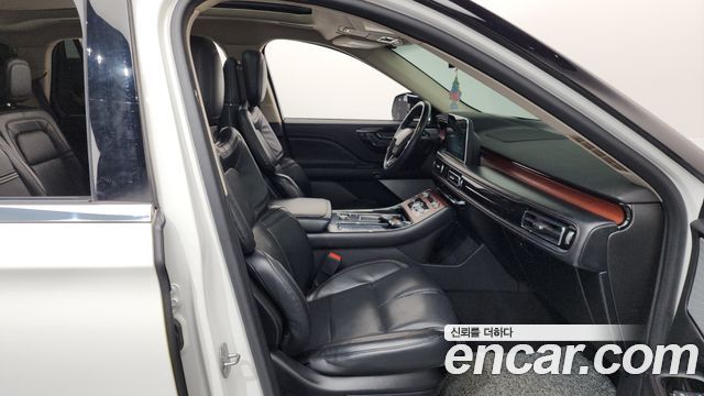 Lincoln Aviator (II) 3.0 Reserve  AWD 2020 — фото 11