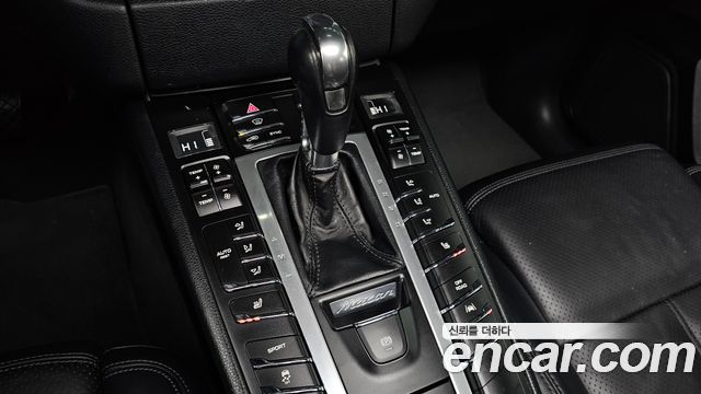Porsche Macan 3.0 S Diesel 95B 2017 — фото 9