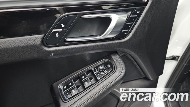 Porsche Macan 3.0 S Diesel 95B 2017 — фото 16
