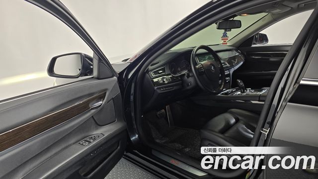 BMW 7 Series (F01) 730Ld 2013 — фото 10