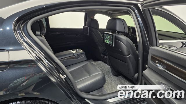 BMW 7 Series (F01) 730Ld 2013 — фото 12