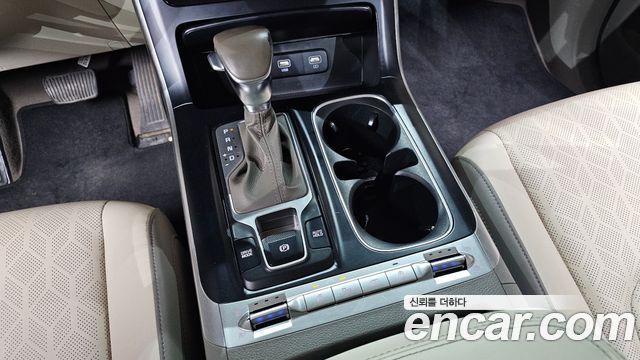 Kia Carnival (IV) Diesel 9-Seater Prestige 2022 — фото 9