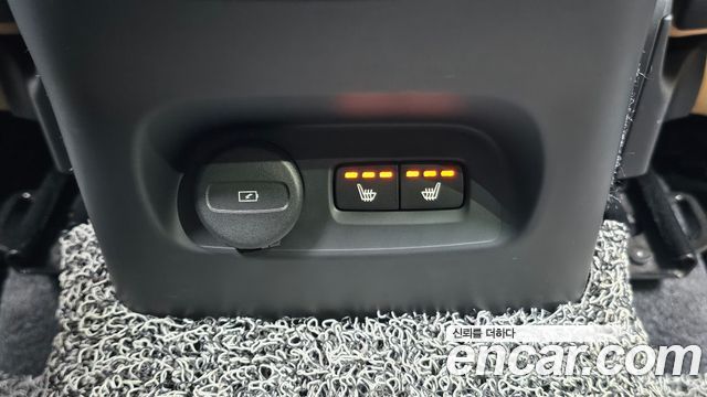 Volvo XC40 B4 Inscription 2021 — фото 19