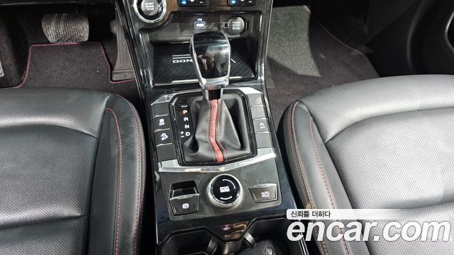 KG Mobility (SsangYong) Beautiful Korando Gasoline 1.5 2WD R-Plus 2022 — фото 9