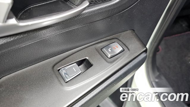 KG Mobility (SsangYong) Beautiful Korando Gasoline 1.5 2WD R-Plus 2022 — фото 18
