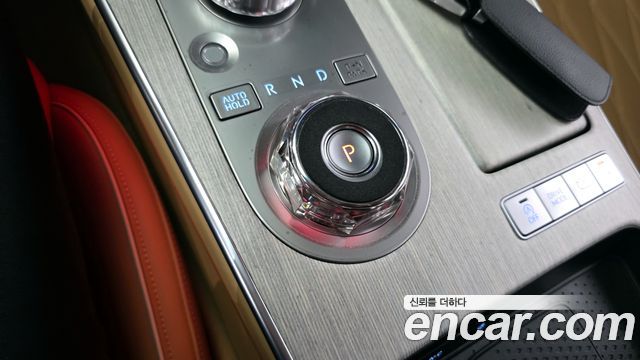 Genesis G80 (RG3) Gasoline 2.5 Turbo AWD 2025 — фото 9