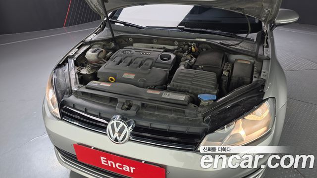 Volkswagen Golf (VII) 1.6 TDI 2015 — фото 6