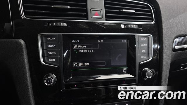 Volkswagen Golf (VII) 1.6 TDI 2015 — фото 16