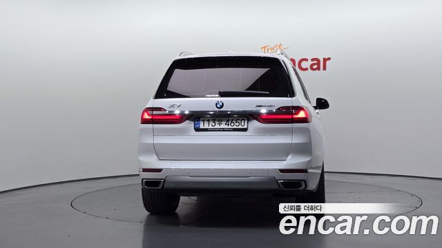 BMW X7 (G07) xDrive 40i Design Pure Excellence 6-Seater 2022 — фото 4