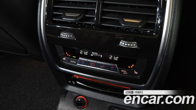 BMW X7 (G07) xDrive 40i Design Pure Excellence 6-Seater 2022 — фото 18