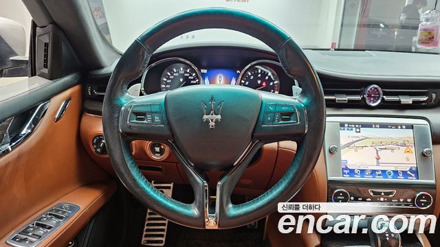 Maserati Quattroporte 3.0 V6 2016 — фото 13