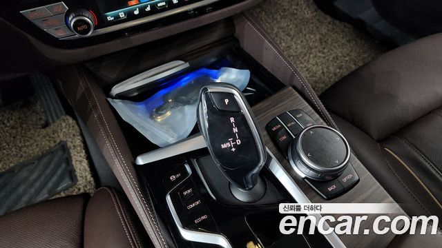 BMW 6 Series GT (G32) 620d Luxury 2023 — фото 9