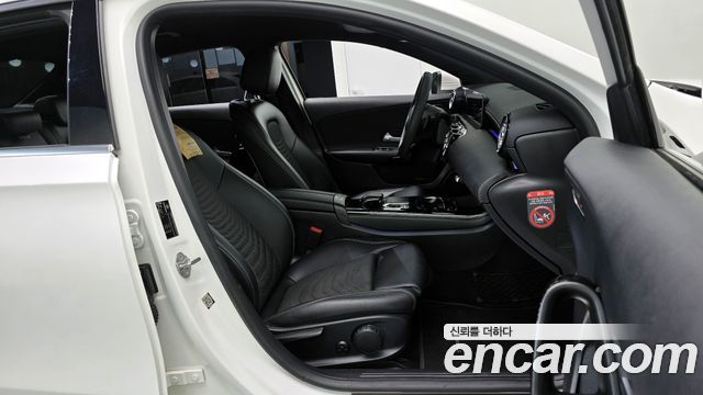 Mercedes-Benz A-Class (W177) A220 Sedan 2020 — фото 10