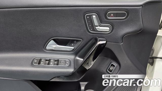 Mercedes-Benz A-Class (W177) A220 Sedan 2020 — фото 18
