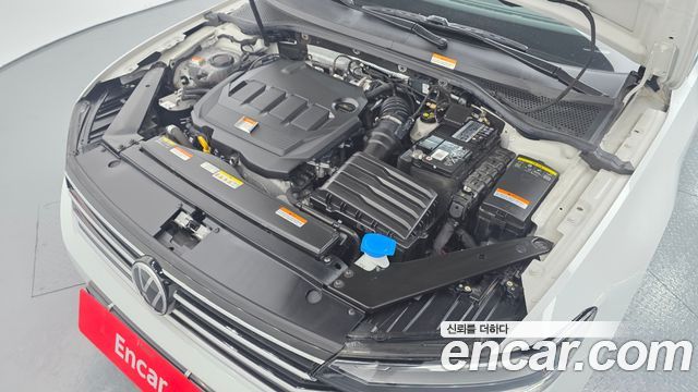 Volkswagen Passat GT (B8) 2.0 TDI Premium 2022 — фото 6
