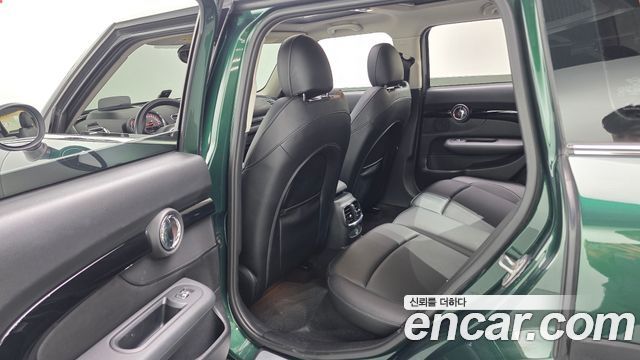 MINI Cooper D Clubman High 2nd 2017 — фото 18